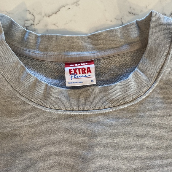 TNA Extra fleece crew - Picture 3 of 3